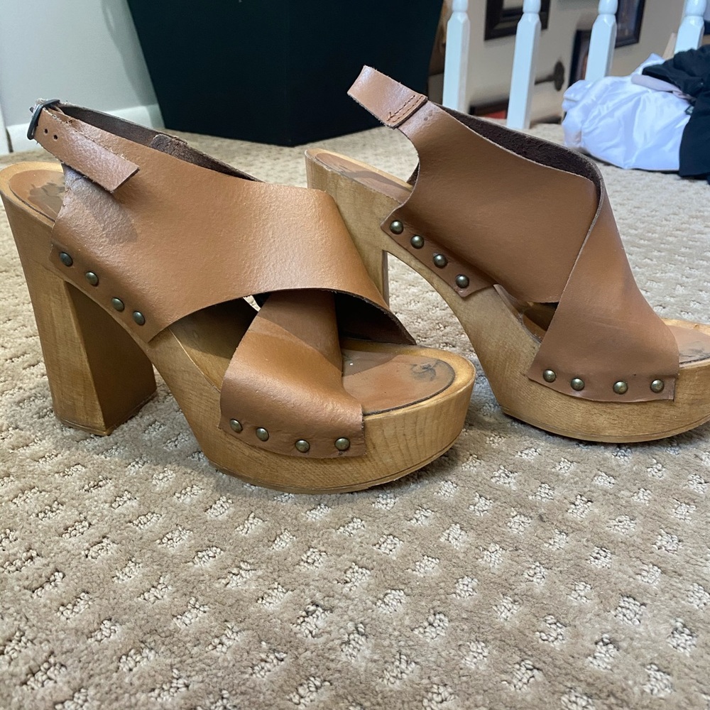 Tan Leather Platform Wooden Heels